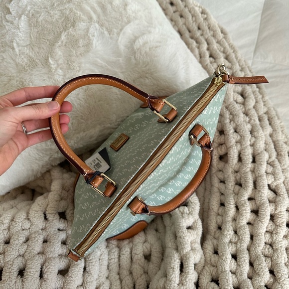 🦋SOLD🦋 Dooney & Bourke | Charlie Satchel | Spearmint Hand Bag - Picture 6 of 11
